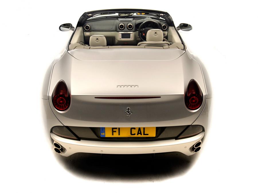  Ferrari California 2009 года  (UK) (фото 10 из 11)